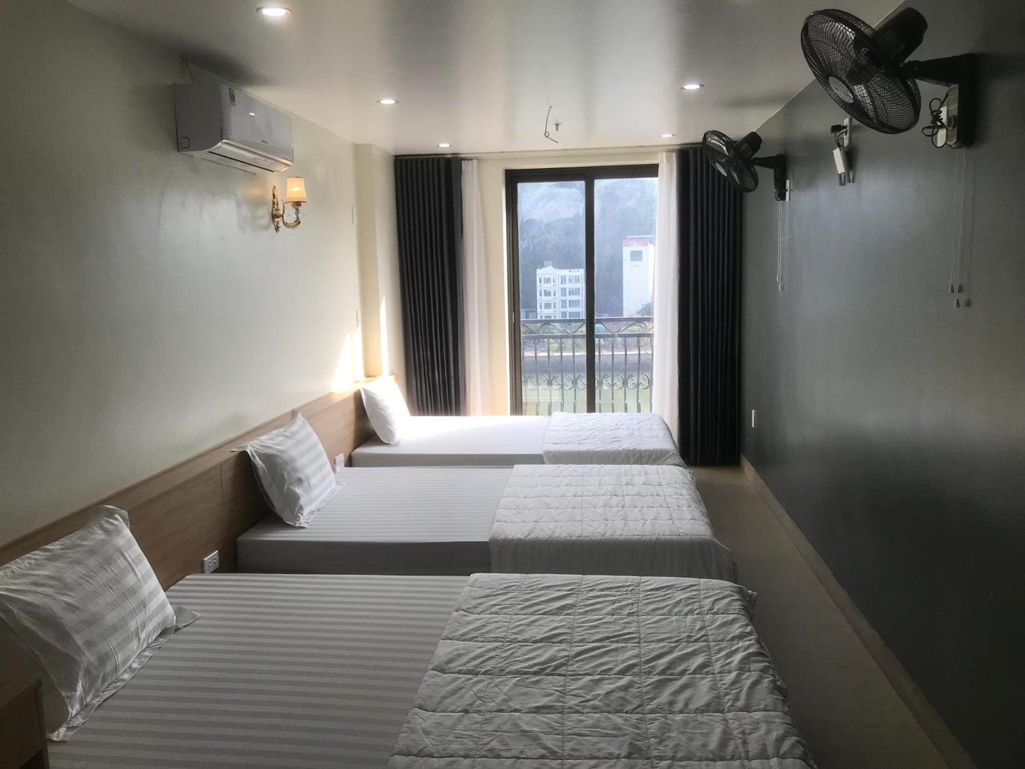 Sea Balcony Hotel Dong Khe Sau Buitenkant foto