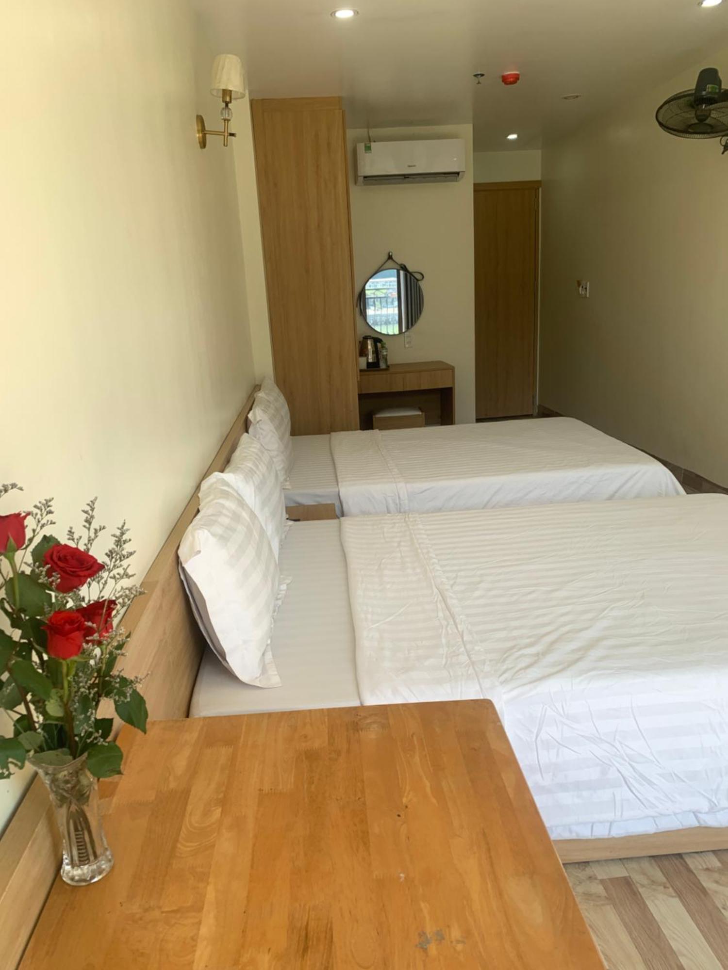 Sea Balcony Hotel Dong Khe Sau Buitenkant foto